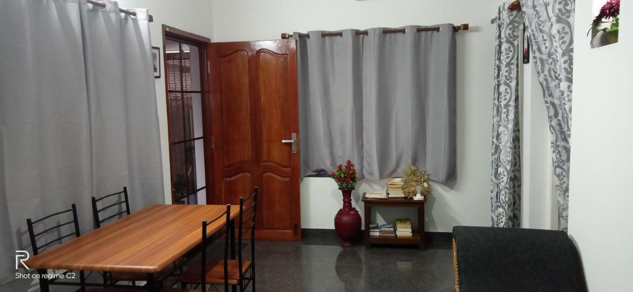 Готель Bethel Residency Kochi Екстер'єр фото
