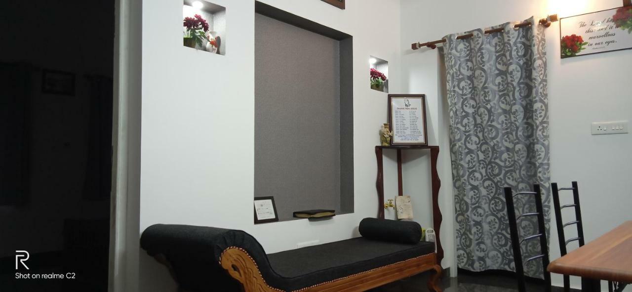 Готель Bethel Residency Kochi Екстер'єр фото